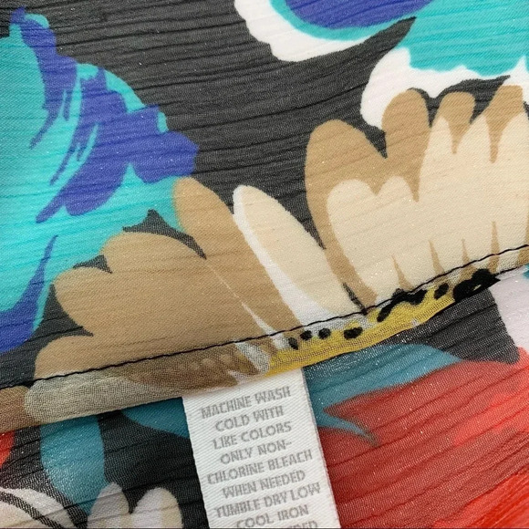 Charter Club Woman's Tunic‎ 1X  Red  Blue Floral - Picture 11 of 12